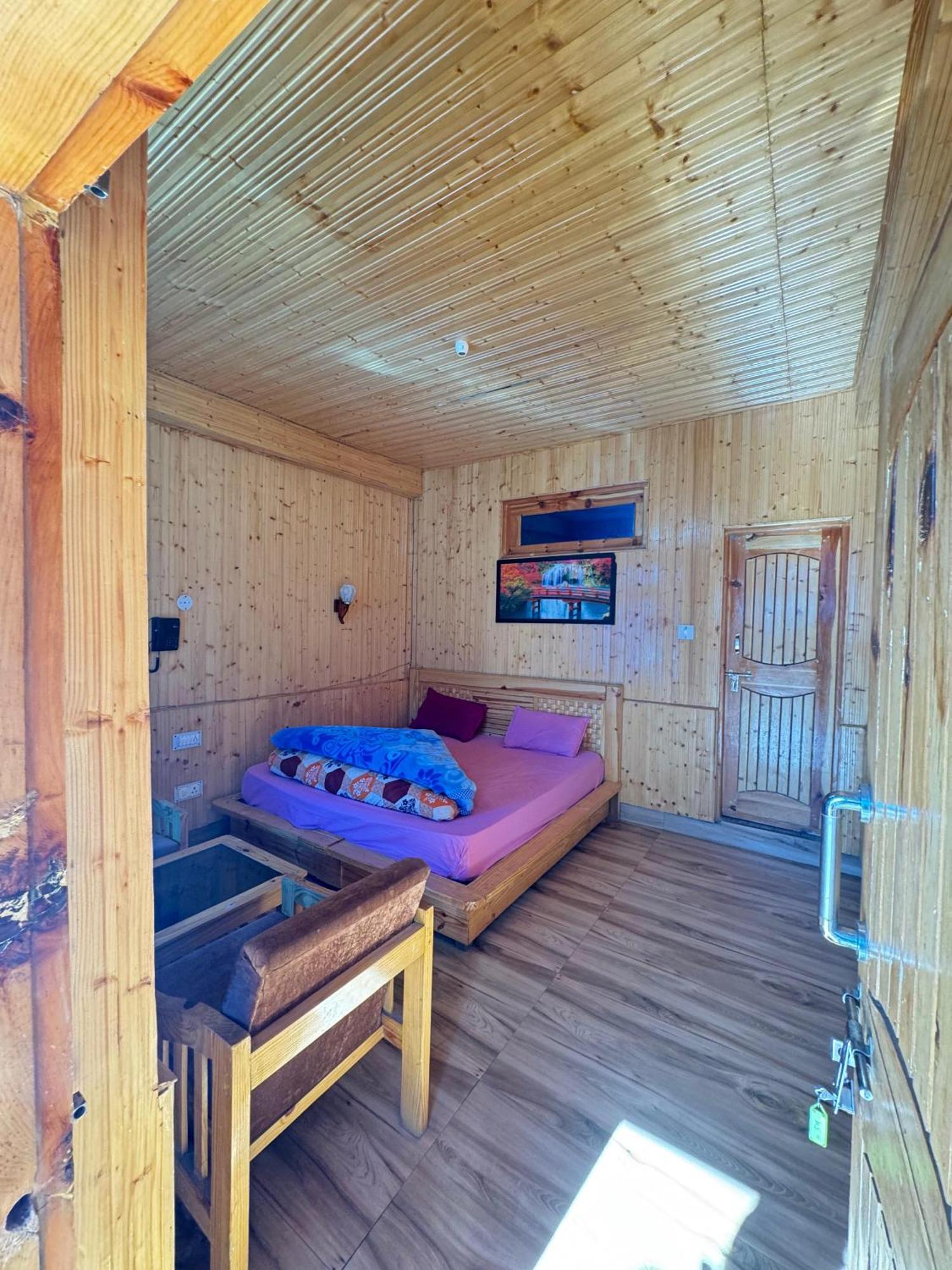 Hotel 19 Tosh Экстерьер фото