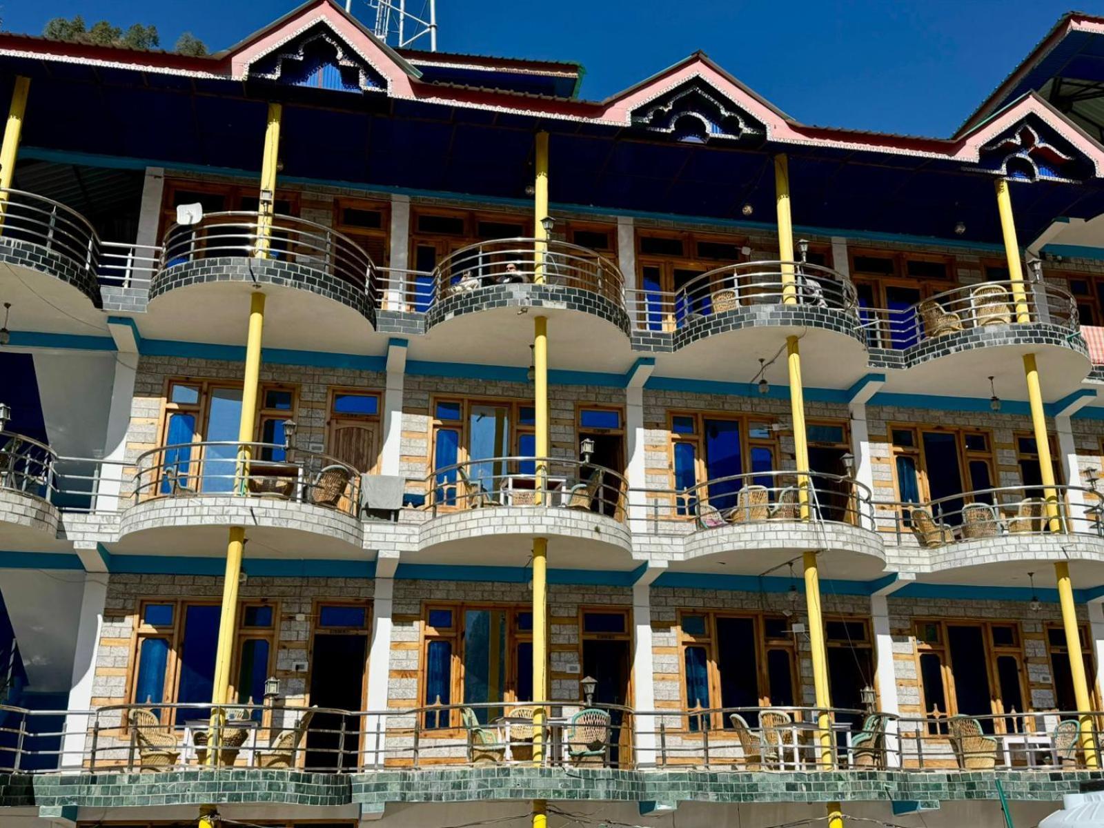 Hotel 19 Tosh Экстерьер фото